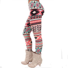 Load image into Gallery viewer, Women Snowflake Deer Print Leggings